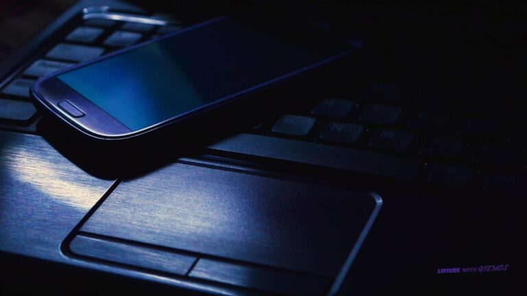 Guia Prático de Segurança Digital e Privacidade para o Cidadão Moderno