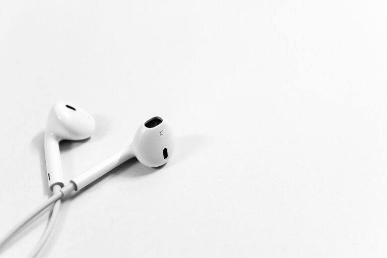 A Revolução do Áudio Inteligente: Como a IA está a transformar fones e som