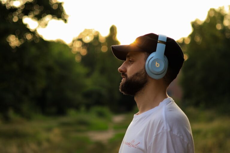 Guia Prático: Como Escolher e Otimizar os Seus Fones de Ouvido para uma Experiência Sonora Superior