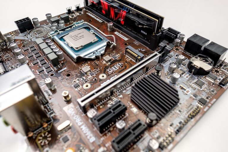 Guia Prático: Como Montar o seu Primeiro Computador de Secretária Passo a Passo