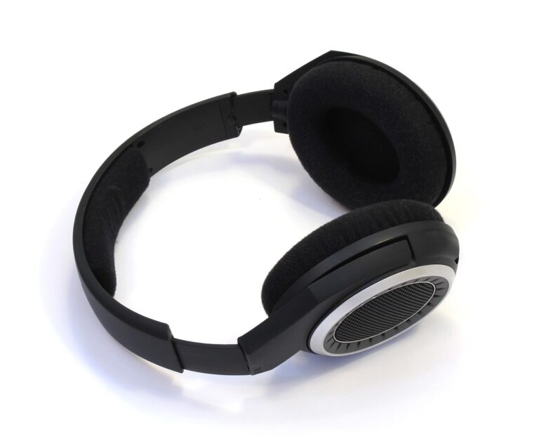 Guia Prático: Como Escolher e Cuidar dos seus Fones de Ouvido para uma Experiência Sonora Superior